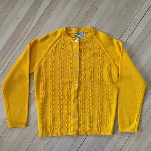 Vintage Elmbrook gold cardigan sweater